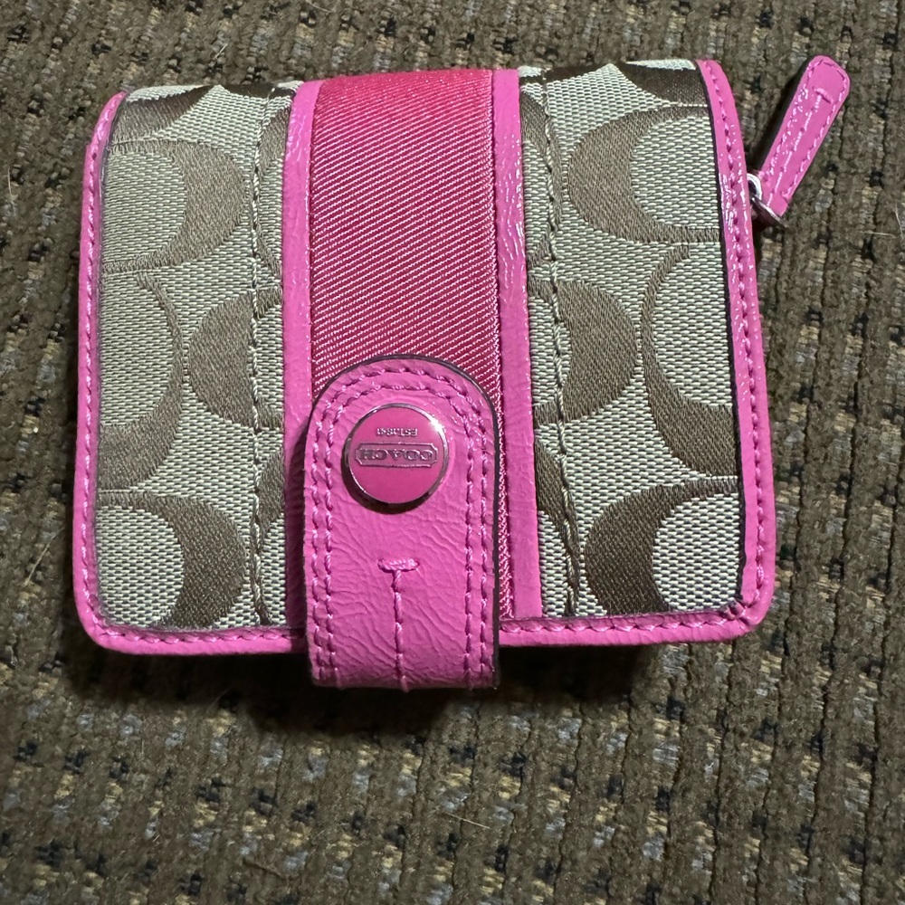 Coach Signature Stripe Khaki/Mulberry slim medium wallet with tag